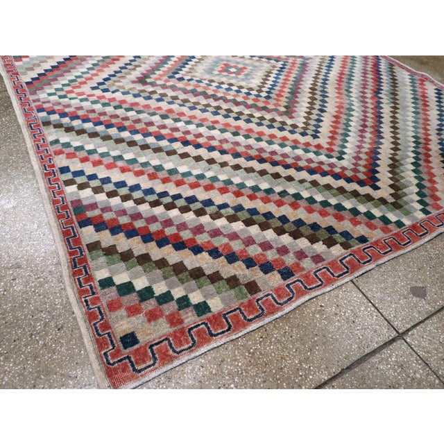Ivory Galerie Shabab Collection Mid-20th Century Turkish Anatolian Art Deco Carpet For Sale - Image 8 of 10
