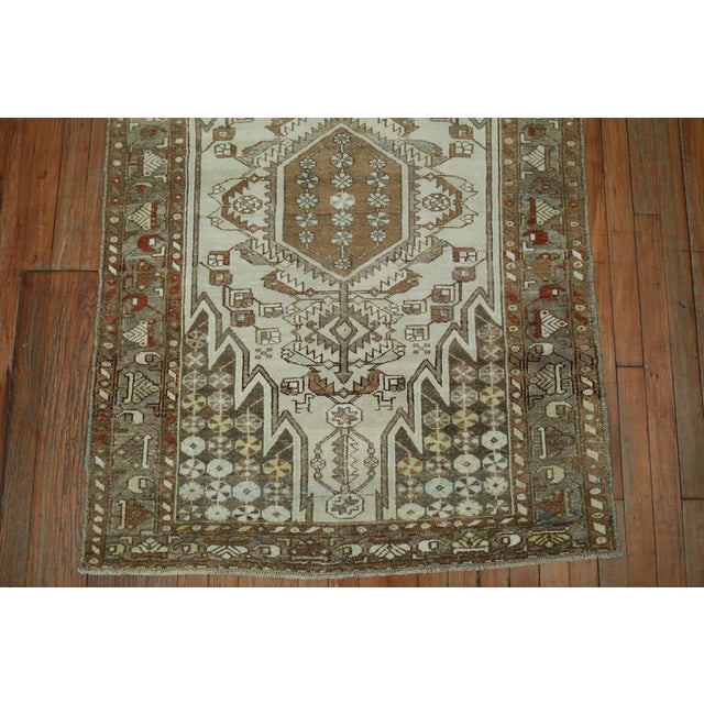Zabihi Collection Persian Mazlagan Malayer Rug For Sale In New York - Image 6 of 9