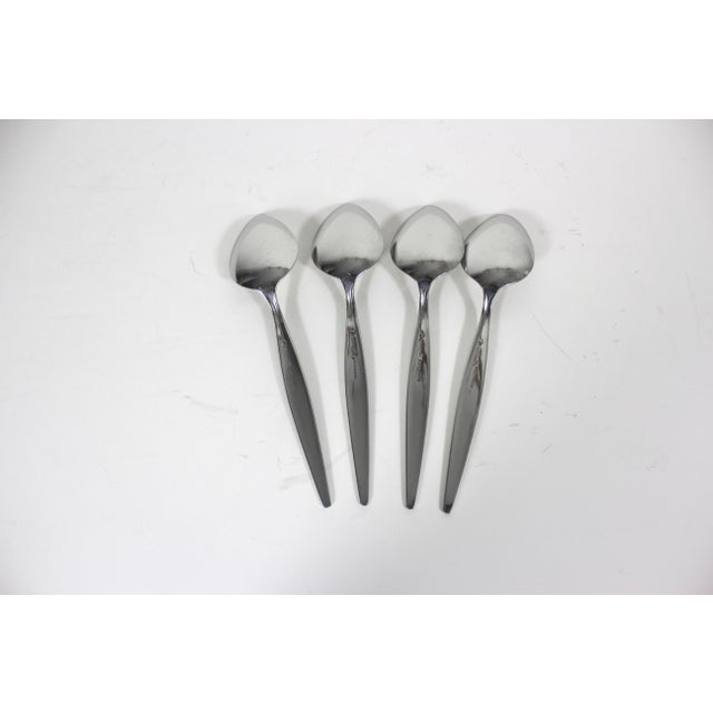Mid-Century Modern 1960’s Venetia Oval Soup Spoon Mid Century Modern 4 Stainless Steel Oneida Community For Sale - Image 3 of 6