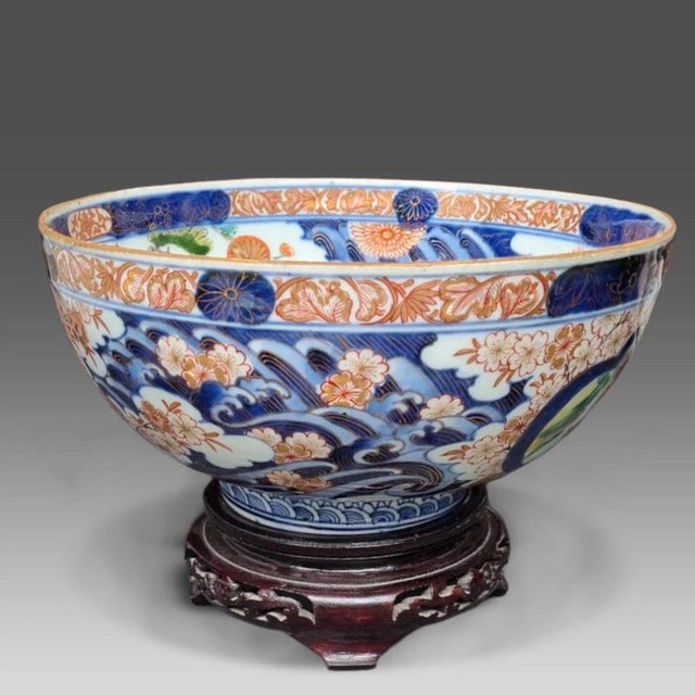 2000 - 2009 Antique Late Edo Japanese Arita Imari Porcelain Bowl For Sale - Image 5 of 7
