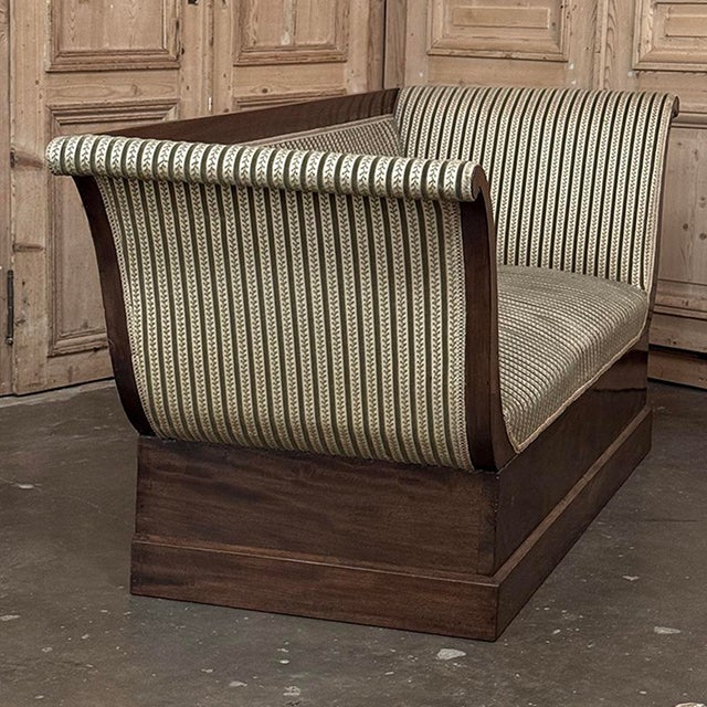 Early 19th Century French Charles X Mahogany Sofa ~ Canape For Sale - Image 13 of 18