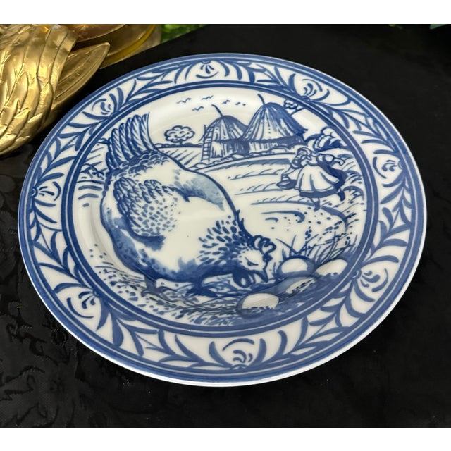 Farmhouse 1980s Williams-Sonoma Brittany Blue & White Farm Scene Plates - 6 PCS For Sale - Image 3 of 12