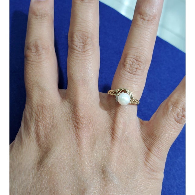 ♥ Product Summary ♥ Main Stone: Pearl & Diamond Band Material: 14k Yellow Gold Pearl Size: 6mm
