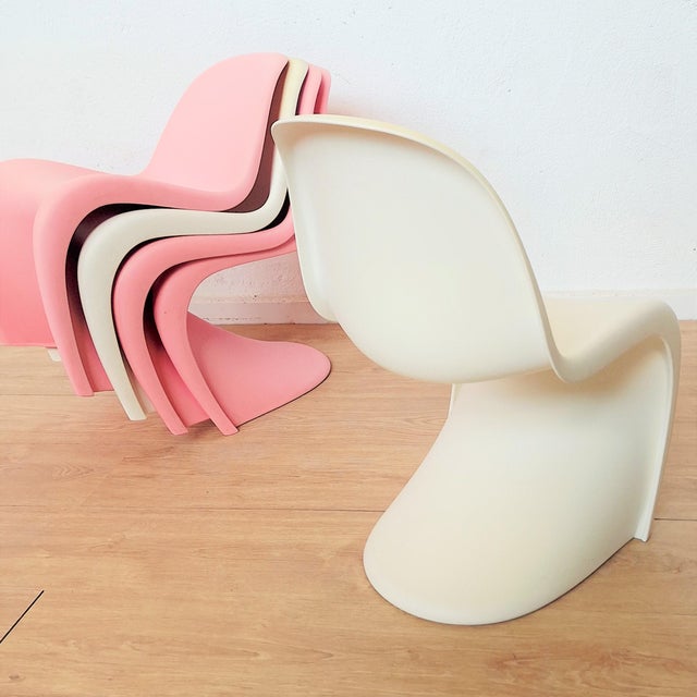 Plastic Pink Junior Chair by Verner Panton for Vitra, 2000s For Sale - Image 7 of 11