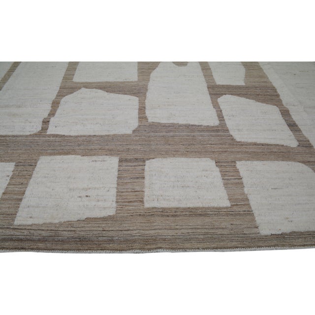 Moroccan Hand Knotted Wool Rug, 10'x14' For Sale In New York - Image 6 of 6