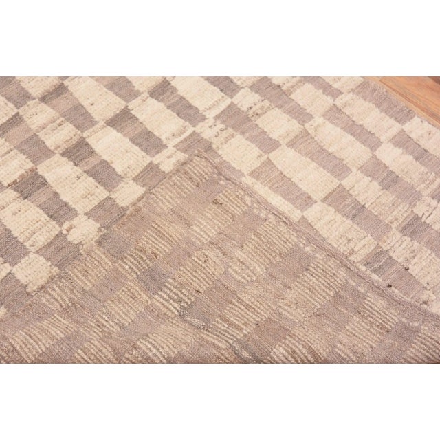 Nazmiyal Collection Modern Runner Rug For Sale - Image 4 of 8