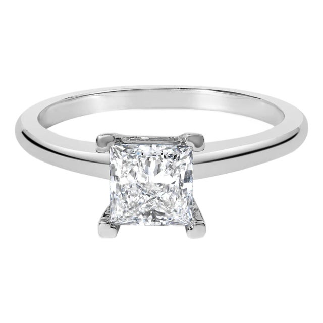 14K White Gold 1.0 Cttw Princess Lab-Grown Diamond Solitaire Engagement Ring (F-G Color, VS1-VS2 Clarity) - Ring Size 5 For Sale