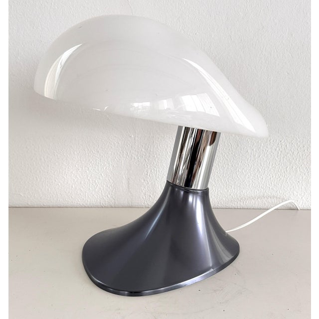1970s Large Cobra Table Lamp by Guzzini, 1970s For Sale - Image 5 of 17
