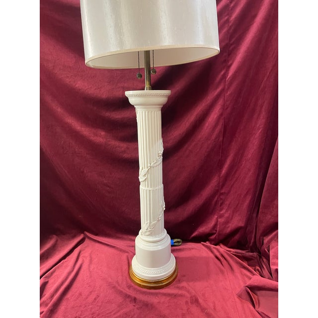 1950s Marbro Italian Ceramic Column Off White Hollywood Regency Lamp For Sale In Miami - Image 6 of 12