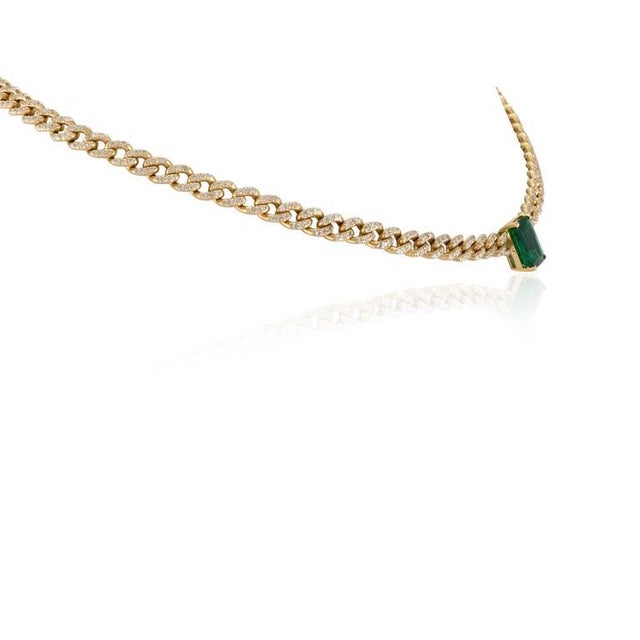 Genuine Emerald and Diamond Curb Chain Choker Necklace in 18k Solid Yellow Gold For Sale In New York - Image 6 of 9