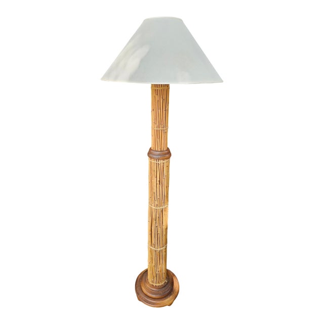Vintage Coastal Tan Boho Coastal Rattan Tiki Floor Lamp For Sale