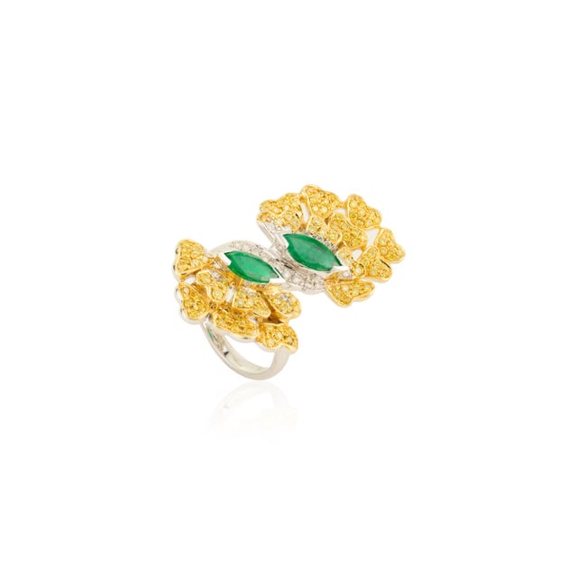 Adjustable Contemporary Ring With Emeralds & Yellow Diamonds Size 6 For Sale - Image 4 of 11
