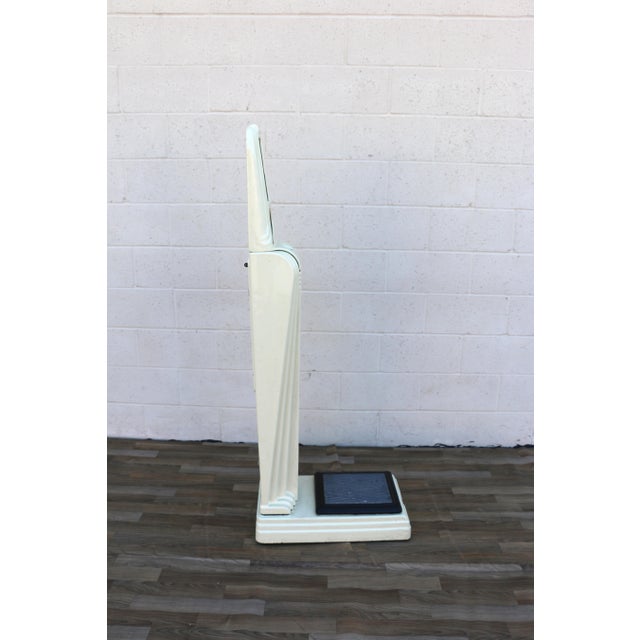 Metal 1939 Mills “Trylon” American Art Deco Penny Scale | Model 430 | Chicago For Sale - Image 7 of 15