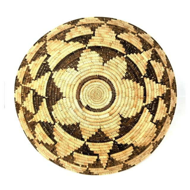 1970s Flight of the Swallow Pattern Botswana Basket - 19" Diam. X 5.5" H For Sale - Image 4 of 5