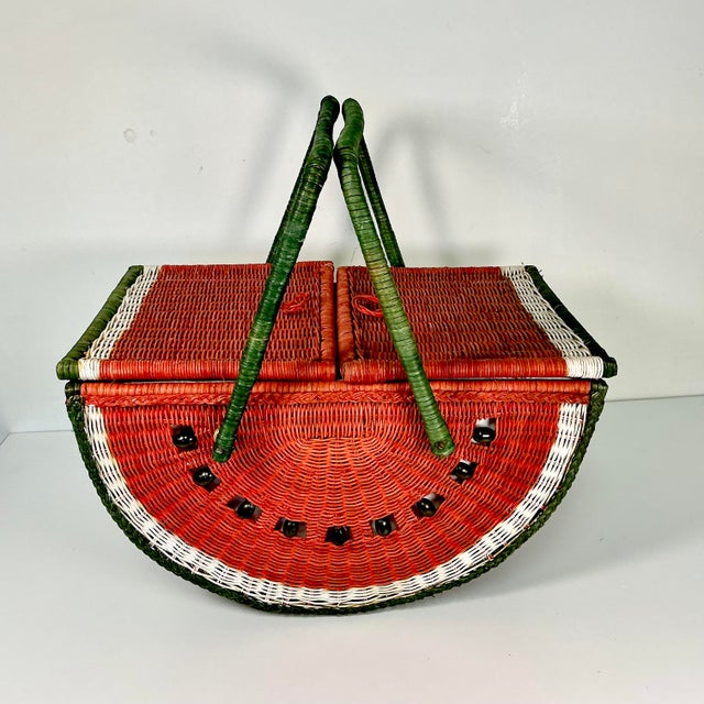1980s 1980s Vintage Boho Chic Arts & Crafts Trompe L’Oeil Watermelon Wicker Picnic Basket. For Sale - Image 5 of 18