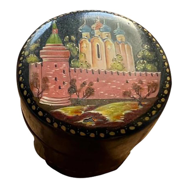 1990s Vintage Little Black Lacquered Round Box St. Petersburg Scene For Sale