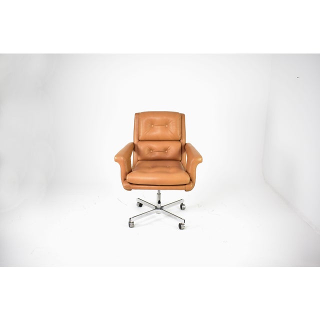 French Leather Executive Chair Attributed to Raphaël Raffel for Apelbaum, 1970s For Sale - Image 6 of 12