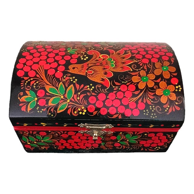 1970s Russian Signed Hand-Painted Lacquer Folk Art Box Case For Sale