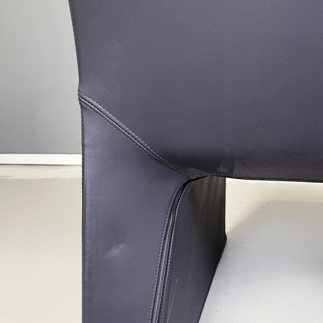 Italian Postmodern Leather Glove Armchair attributed to Urquiola for Molteni & C., 2000s For Sale - Image 13 of 17