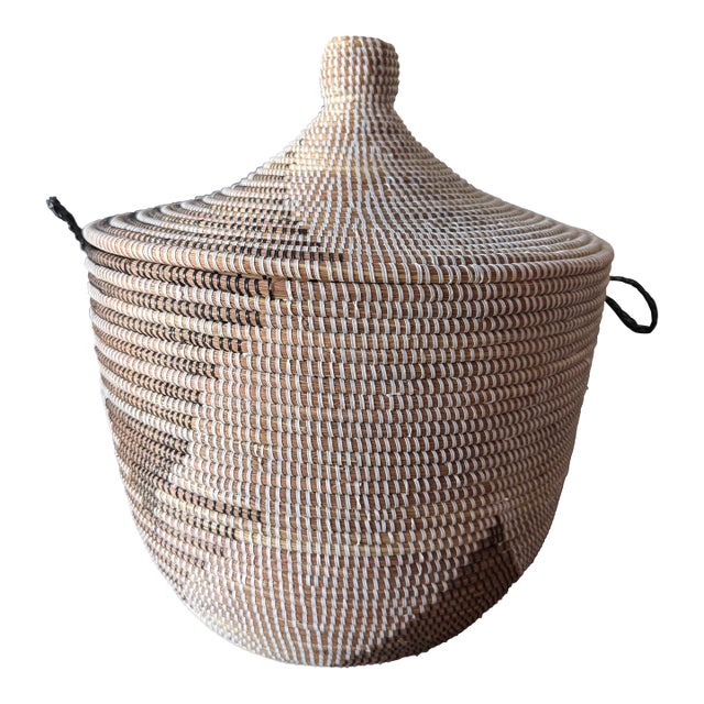 Large Handwoven Lidded Basket Vessel With Black Patterning For Sale