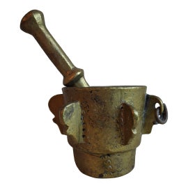 Example of Renaissance Bottles and Jars and Jugs
