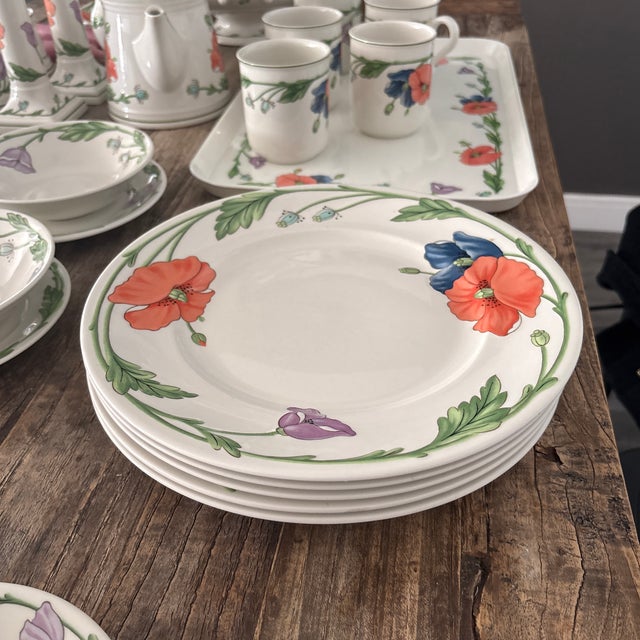 Vintage Villeroy & Boch "Amapola" Porcelain Dinnerware & Serving Set – 29 Pieces For Sale - Image 11 of 12