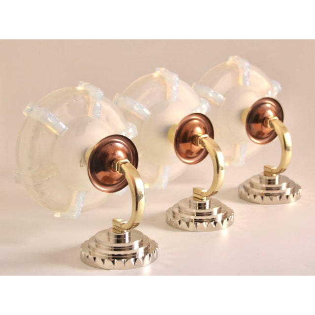 French Art Deco Wall Light attributed to Henri Petitot for Atelier Petitot, 1930s For Sale - Image 9 of 16