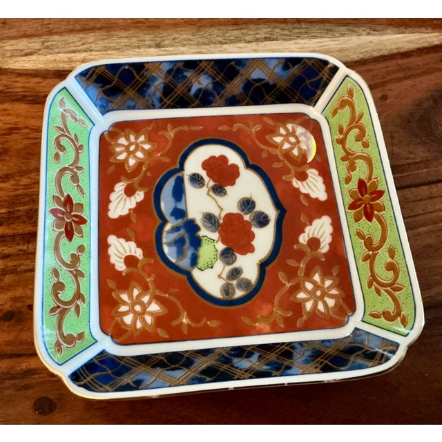 Japanese Late 19th Century Japanese Imari Porcelain For Sale - Image 3 of 7