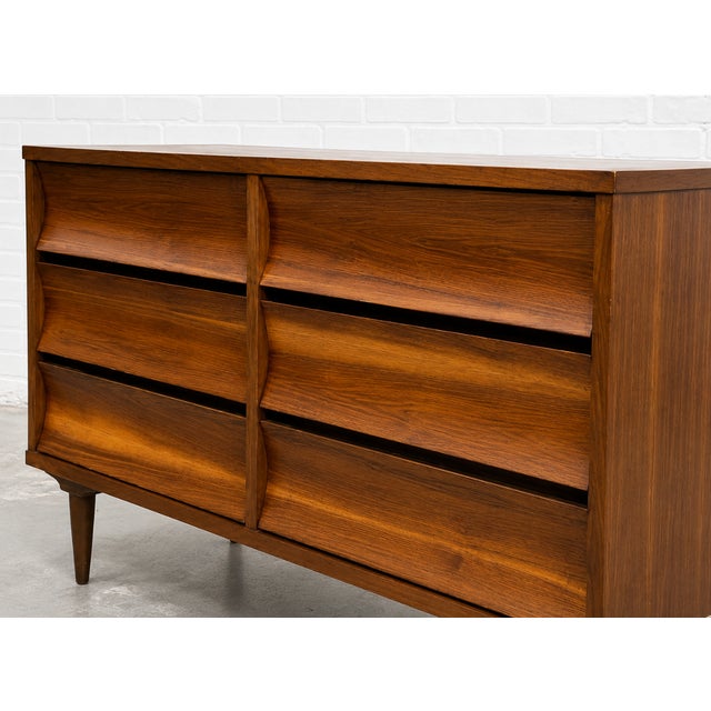 Mid Century Modern Walnut Lowboy Dresser | Sculpted Front 6 Drawer Credenza | Refinished Vintage MCM Bedroom Storage Cabinet, C. 1960’s For Sale - Image 12 of 16