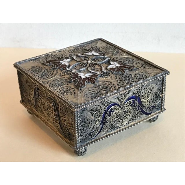 Silver Portuguese Silver Filigree and Enamel Box with Gold Wash For Sale - Image 8 of 12
