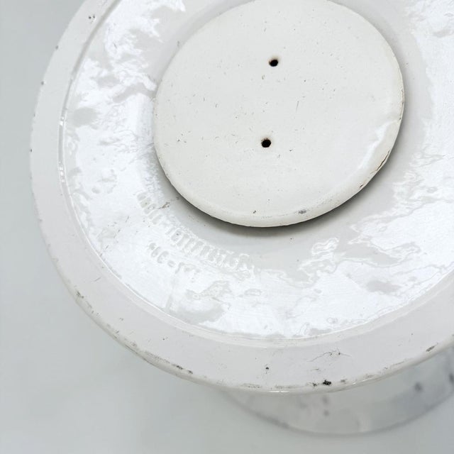 Gray Tulip Side Table in Marble by Eero Saarinen for Knoll, 1970s For Sale - Image 8 of 9