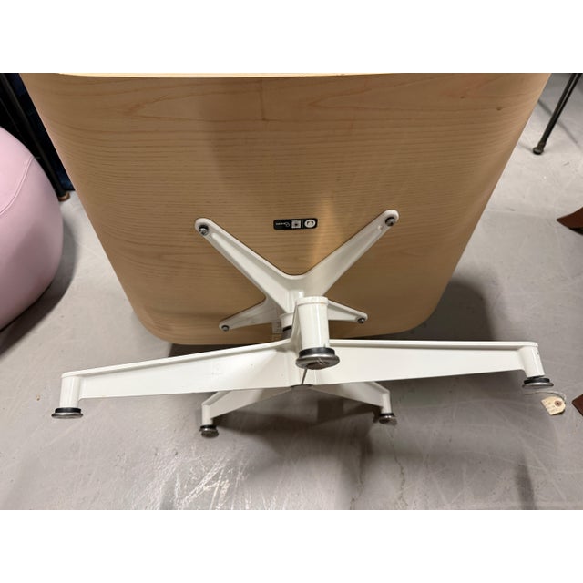 Eames White leather white Ash Lounge chair by Herman Miller 2014 Clean For Sale - Image 18 of 18
