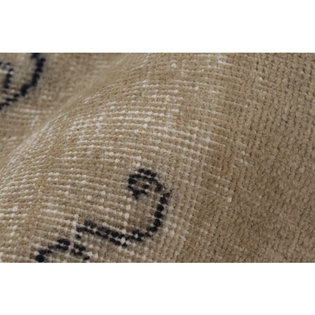 1920s Antique Turkish Kayseri Rug, Beige-Brown Medallion and Florals - Rug & Kilim For Sale - Image 5 of 8