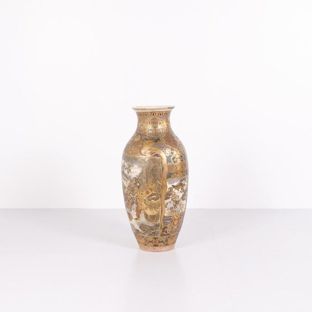 Meiji Japanese Satsuma Vases in Hand-Painted Porcelain, 1890s, Set of 2 For Sale - Image 15 of 16