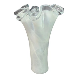 Late 20th Century Murano Verto Italy Hand Blown Art Glass White Marbleized Tall Vase For Sale