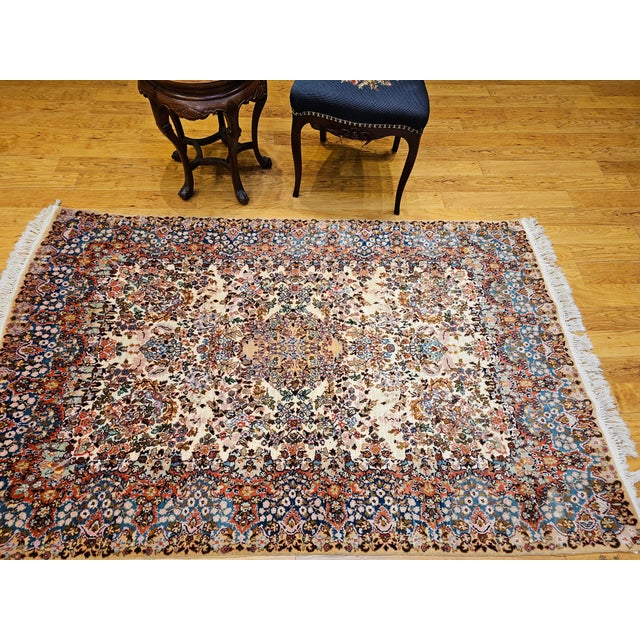 Cream Early 20th Century Kerman Lavar Rug For Sale - Image 8 of 12