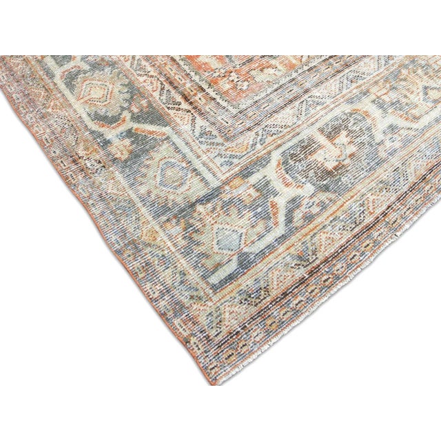 Transitional 1920s Persian Mahal Rug For Sale - Image 3 of 5