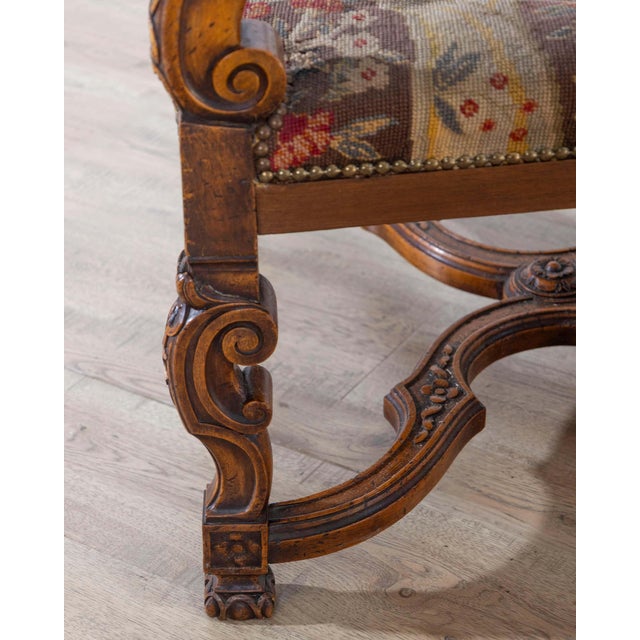 Louis XV Carved Walnut Armchair from Tuscany, 18th Century For Sale - Image 9 of 18