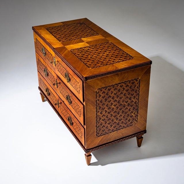 Louis Seize Marquetry Chest of Drawers, late 18th Century For Sale - Image 9 of 15