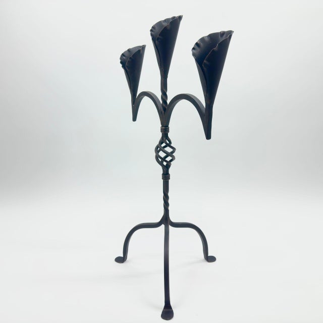2020s Hand Forged Iron Candelabra 27″ (68cm) Antique Copper Finish 3-Arm Wide Tulip Centerpiece Decor For Sale - Image 5 of 5