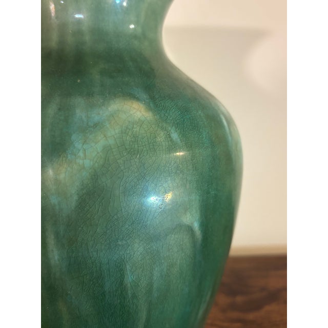 1950s Italian Majolica Coastal Parrot Vase - Hand Painted Ceramic For Sale In Miami - Image 6 of 6