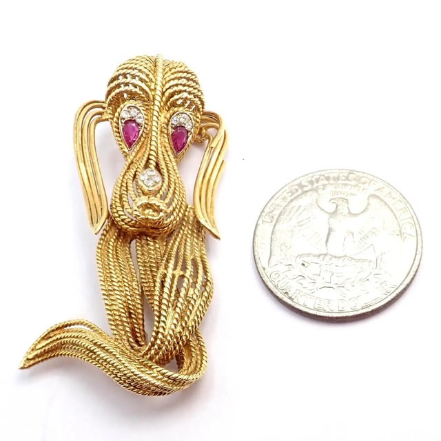 Contemporary Vintage H. Stern Diamond Ruby Basset Hound Dog Yellow Gold Pin Brooch For Sale - Image 3 of 10