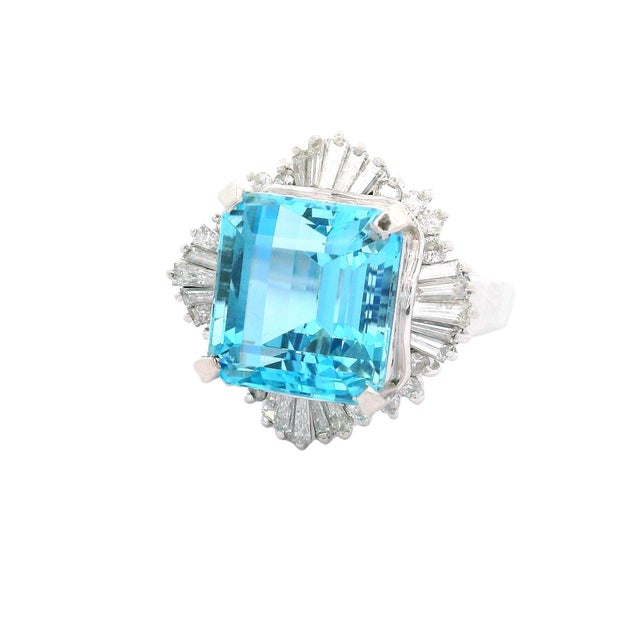 9.68 Carat Santa Maria Aquamarine Diamond Platinum Ballerina Ring, Size 6.5 For Sale - Image 4 of 4