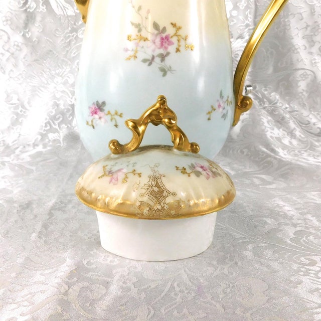 Late 18th Century Late 18th Century Traditional Lewis Straus and Sons Limoges Cream and Blue Chocolate Pot For Sale - Image 5 of 13