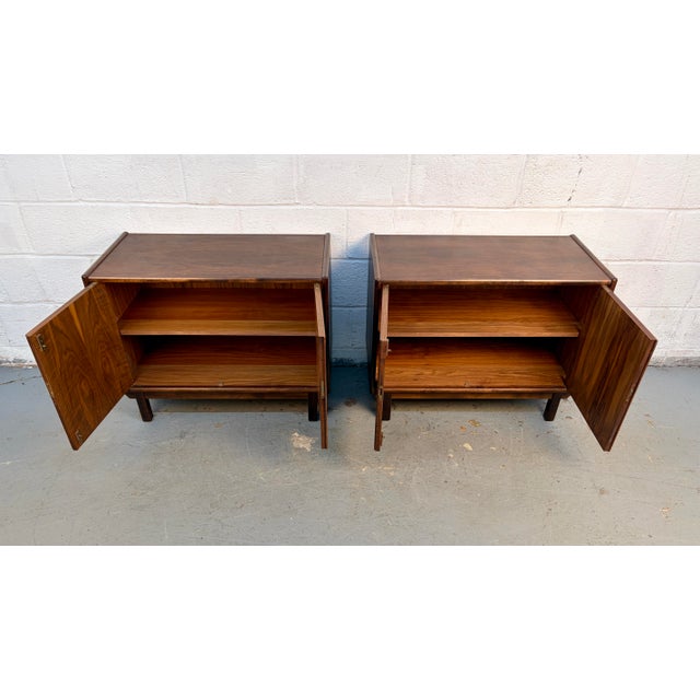 Mid 20th Century Pair of Mid 20th Century Walnut Cabinets For Sale - Image 5 of 18
