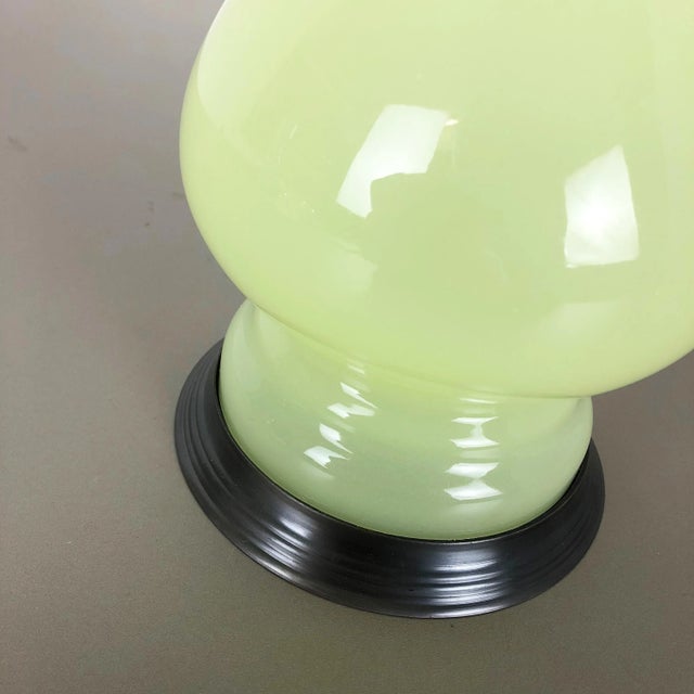Metal Opaline Murano Glass Lime Table Light by Cenedese, 1960s For Sale - Image 7 of 14