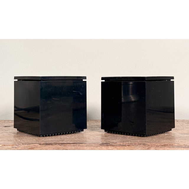 1970s c.1970's Italian Mid Century Modern Cini & Nils Cuboluce Black Acrylic Table Lamps - A Pair For Sale - Image 5 of 14