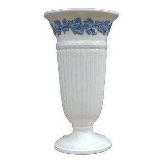 1960s Wedgwood Trumpet Vase Lavender Grapes on Embossed Cream 9" For Sale