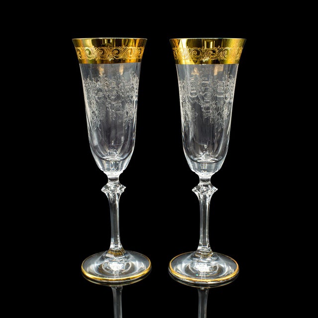 1980s Set of 12 Vintage Champagne Flutes, Continental, Wine Glass, Gold Leaf, c.1980 For Sale - Image 5 of 10