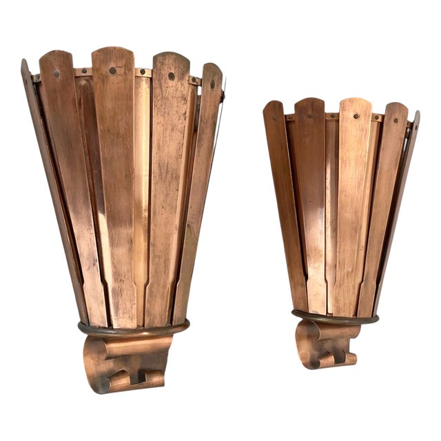 Vintage Theatre Wall Lights in Copper in the style of Gio Ponti, Italy, 1950s, Set of 2 For Sale